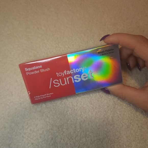 Toy Factory Sunset Blush Palette - Picture 3 of 5